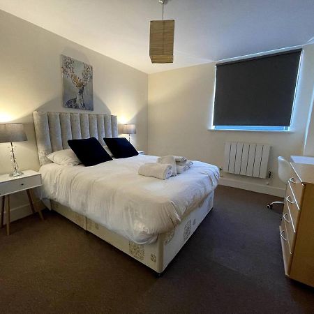 Lovely 2 Bedroom Apartment With Amazing Views In E14 London Exterior foto