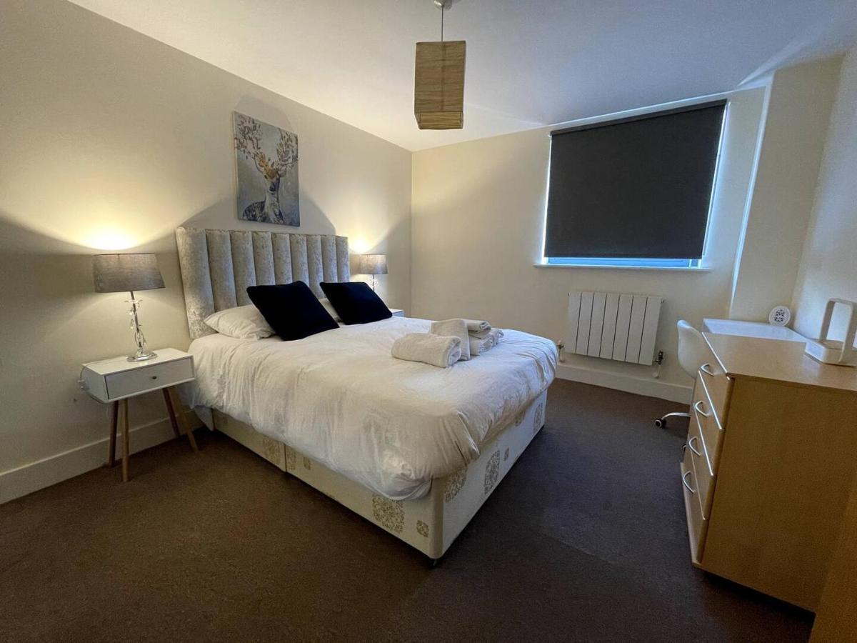 Lovely 2 Bedroom Apartment With Amazing Views In E14 London Exterior foto